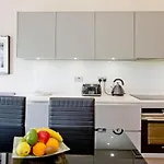 Cosy 1Bed In Kensington No 6
