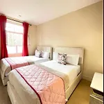 Oxford Street Apartment