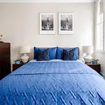 Lux 3 Bedroom Covent Garden Apartment