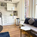 Stylish Studio For 3 Near Regent\'S Park N3