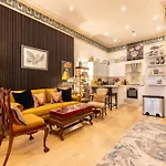 Large 4-Bed 8-Guests W Patio 1841 House Paddington