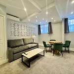The Leonard Apartments