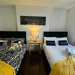 Lovely 1Bedroom Apartment For 6Ppl In Whitechapel, 1Min Away To Dlr Station