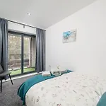 3Bed Near Canning Town Stn Balcony Central Location