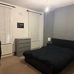 Spacious 1 Bed Apartment