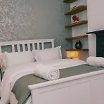 Cosy Room In Fulham Broadway