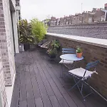 Stylish Brixton 2 Bed- 2 Bath By Pop And Brixton Village