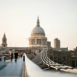 Chic Rooms In Spitalfields, London