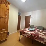 Double Room Near City Airport, London Excel In Heart Of London