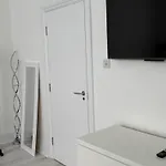 The Avenue Suite