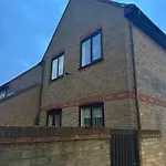 Spacious Double Room Near Excel London