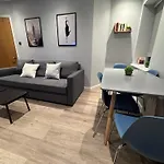 Modern And Cosy Apartment In Camden
