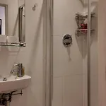 Stunning Piccadilly 1 Bedroom Flat In London Vr9