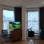 Stunning Piccadilly 1 Bedroom Flat In London Vr9