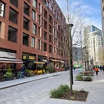 Premium Studio Flat In Zone 1