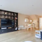 Stunningly Spacious 4Bd Home Clapham North