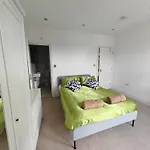 Spacious 3Bedroom Flat