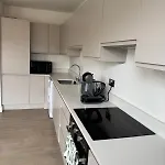 Superb 2-Bed-Flat 3 Southwell