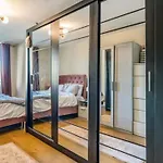 Central City Location 2 Double Bed 10M To Kings X