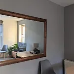 Central London Spacious One Bedroom Flat Zone 1