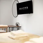 Stylish I Extended Stays I Free Parking