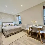 Netflix-13Min To Battersea Park-Smart Tv-Wifi-Wd