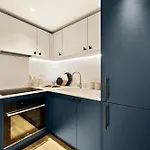 Dolphin House - Serviced Apartment Living In London