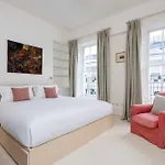 Veeve - Chelsea Townhouse