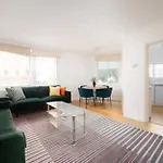 Vesto Two Bedroom Apartment On Sloane Avenue Cc