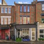 Two Bedroom Apartment By Arhouse Apartments Short Lets & Serviced Accommodation Clapham With Free Wifi