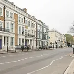 Chic 2Bd London Flat Opp. Earl\'S Court Station