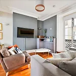 5 Bedrooms House In Chelsea
