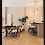 Luxury 3 Bedroom Flat 5 Min Walk To Maida Vale Tube Station