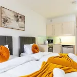 Clarges- Hsk Suites