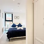 Ellie Place In Woolwich - 3 Double Beds, Ideal For Families