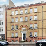 Oxford Street Central Apartments