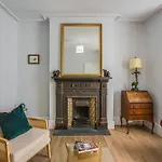 Spacious 4Br Home Family & Corporate Stay