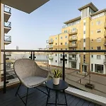 Wonderful Flat In Wandsworth Town