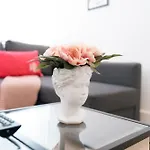 Modern 1-Bedroom Retreat In Trendy Clerkenwell