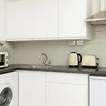 Modern Studio Flat - Hyde Park Access
