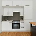 Stylish Flat In The Heart Of Kentish Town