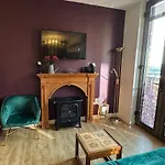 Stylish 1-Bed New-Build Flat Near Notting Hill