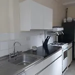 Spacious 1-Bed Apt In Islington