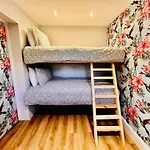 Rest Boutique Willesden