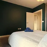 George\'S Place In Wembley - Close To Wembley Stadium & Wembley Arena