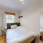 1-Bed Flat Craven Street, Westminster,London, Prime Location