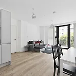 Modern 2 Bed 2 Bath With Patio Access