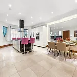 250 Sqm Mega Mansion