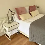 Chic Notting Hill Studio In Prime Central Location