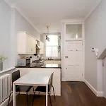Cosy Retreat For Two Off Upper St, Islington Pass The Keys